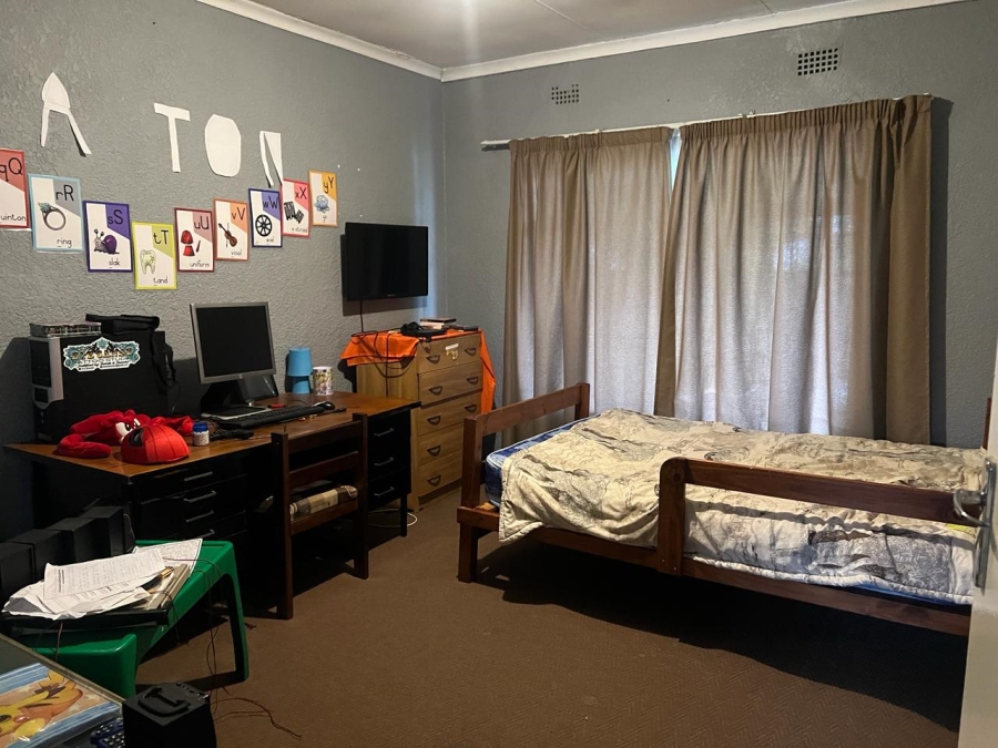 3 Bedroom Property for Sale in Oos Einde North West